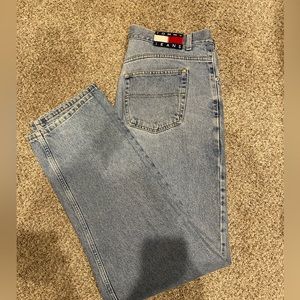 Men’s Tommy Hilfiger Blue Jeans Size 42/34